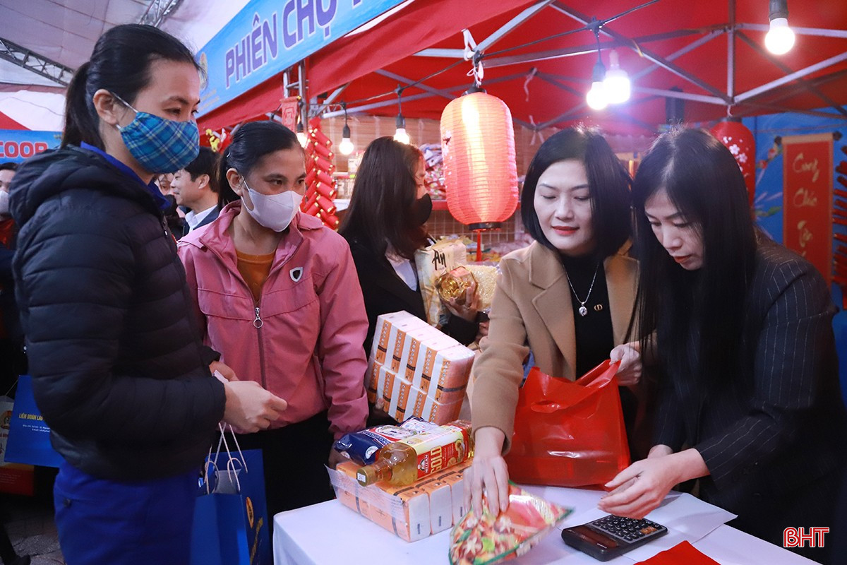 Đoàn viên, người lao động được mua hàng miễn phí... bqbht_br_4.jpg