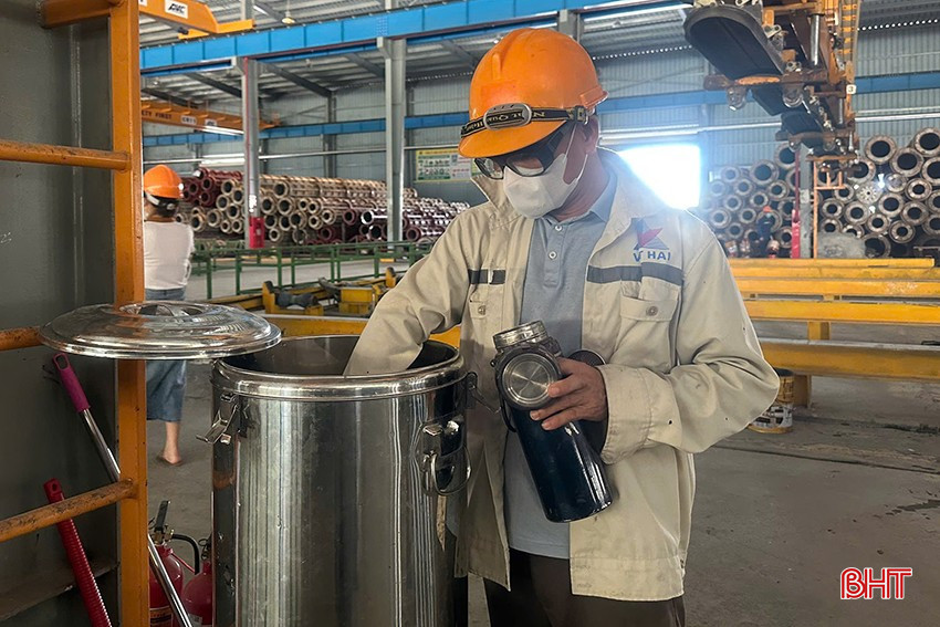 Viet Hai High-tech Components Manufacturing Co., Ltd. បំពាក់ម៉ាស៊ីនត្រជាក់ដល់រោងចក្រសម្រាប់កម្មករនៅថ្ងៃក្តៅ។ bqbht_br_4.jpg