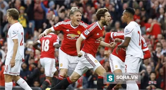 Đại chiến sắc đỏ và sự mỉa mai đau đớn cho Premier League ảnh 1