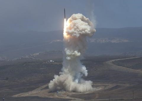 Mỹ phóng thử tên lửa đánh chặn tại căn cứ Vandenberg