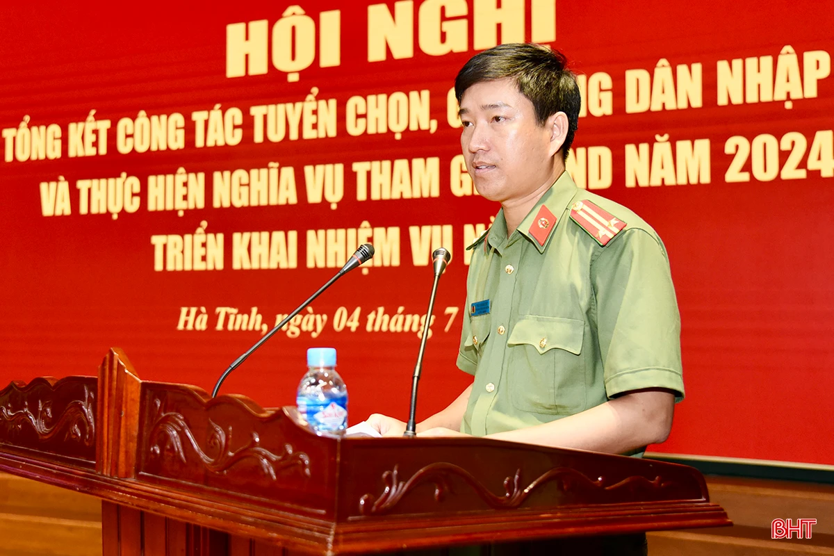 Trung tá Trần Quang Đạt - Trưởng Công an huyện Vũ Quang tham luận: Hiệu quả phương châm tuyển người nào chắc người đó trên địa bàn miền núi, giáp biên giới.