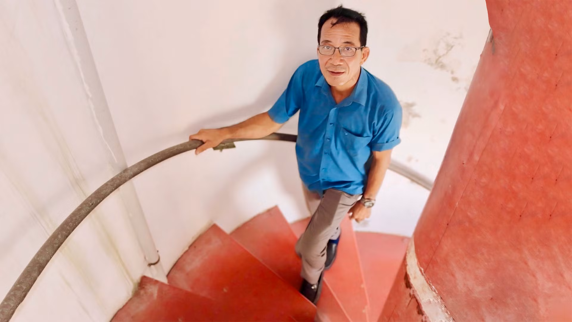 b66776ad9303074bb34df3c7a58cfef8 copy.jpg