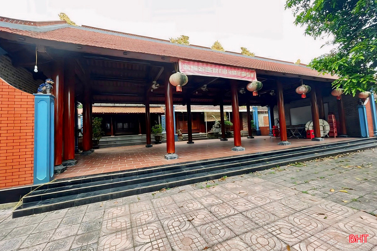 Nhà thờ họ Lê Doãn - nơi đang lưu giữ gần 40 hiện vật của làng gốm Cẩm Trang xưa.