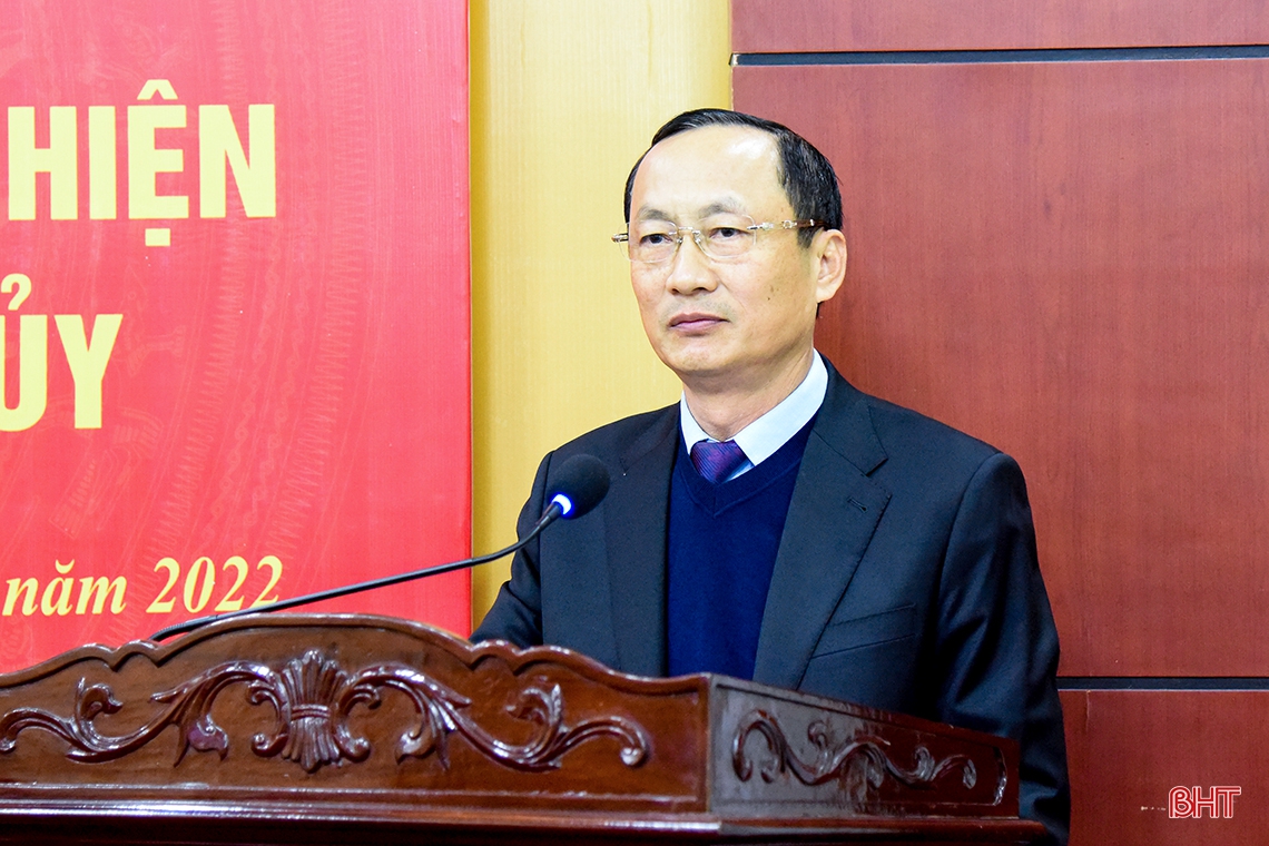 Xây dựng chương trình, kế hoạch thực hiện các nghị quyết của Tỉnh ủy Hà Tĩnh cụ thể, sát thực tiễn