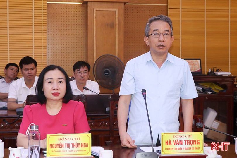Chủ nhiệm Ủy ban Kiểm tra Tỉnh ủy Hà Văn Trọng biểu dương sự đồng thuận, nhất trí cao của Đảng bộ, chính quyền và người dân Can Lộc trong việc thực hiện chủ trương sắp xếp đơn vị hành chính cấp xã.