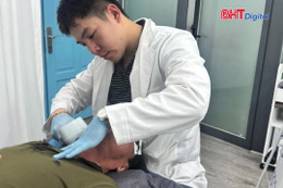 Nhóm bác sĩ dỏm chuyên truyền nước cất, vitamin... lừa hơn 17 tỉ đồng