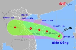Áp thấp nhiệt đới trên Biển Đông sắp mạnh thành bão, khả năng ảnh hưởng đến miền Trung