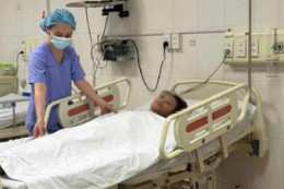 Thiếu niên 15 tuổi nhiễm khuẩn 'ăn thịt người' gây hoại tử phổi