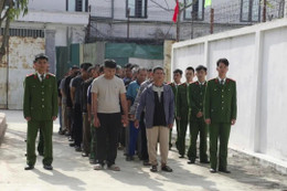 Phá chuyên án vũ khí quân dụng lớn, bắt 42 đối tượng