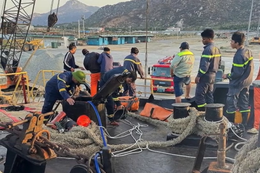 3 người tử vong dưới hầm tàu neo ở cảng Cà Ná