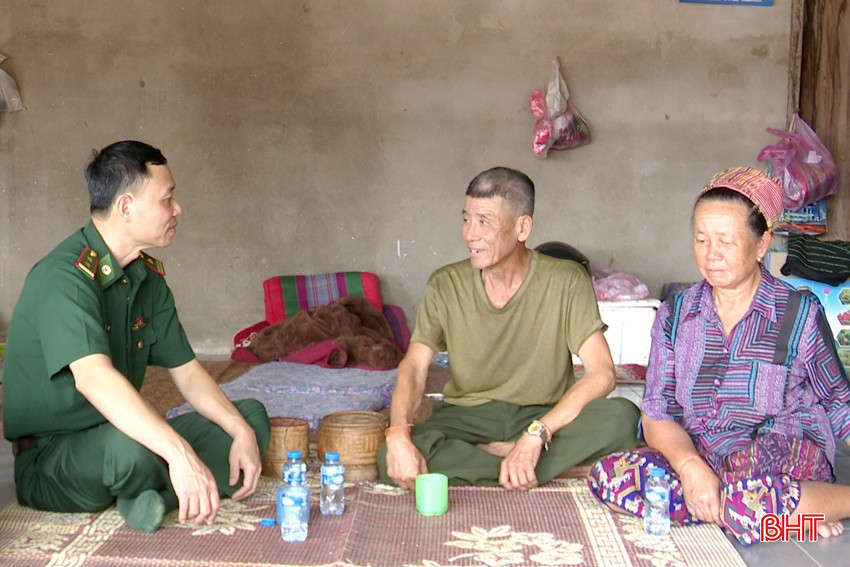 Gia đình ông luôn tin yêu, gần gũi, thường xuyên giúp đỡ BĐBP Hà Tĩnh trong công tác bảo vệ biên giới. bqbht_br_3-copy.jpg