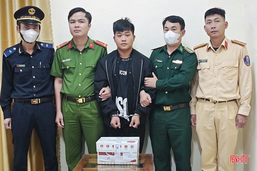 Vũ Đức Thịnh bị các lực lượng chức năng bắt ngày 4/11/2024 khi vận chuyển gần 3.948,4g ma túy đá. bqbht_br_vu-duc-thinh-bi-cac-luc-luong-chuc-nang-bat-giu-cung-tang-vat-vao-thang-11-nam-2024.jpg
