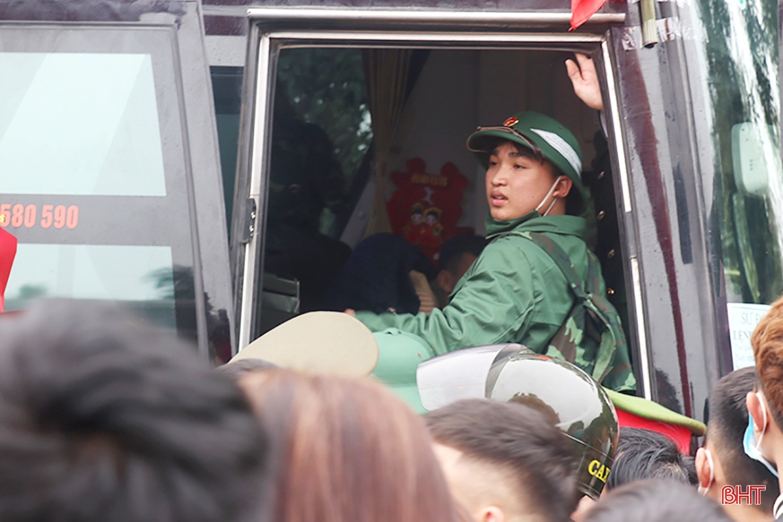 Xúc động và tự hào ngày lên đường nhập ngũ