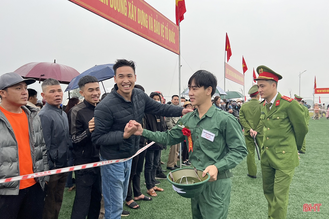 Xúc động và tự hào ngày lên đường nhập ngũ