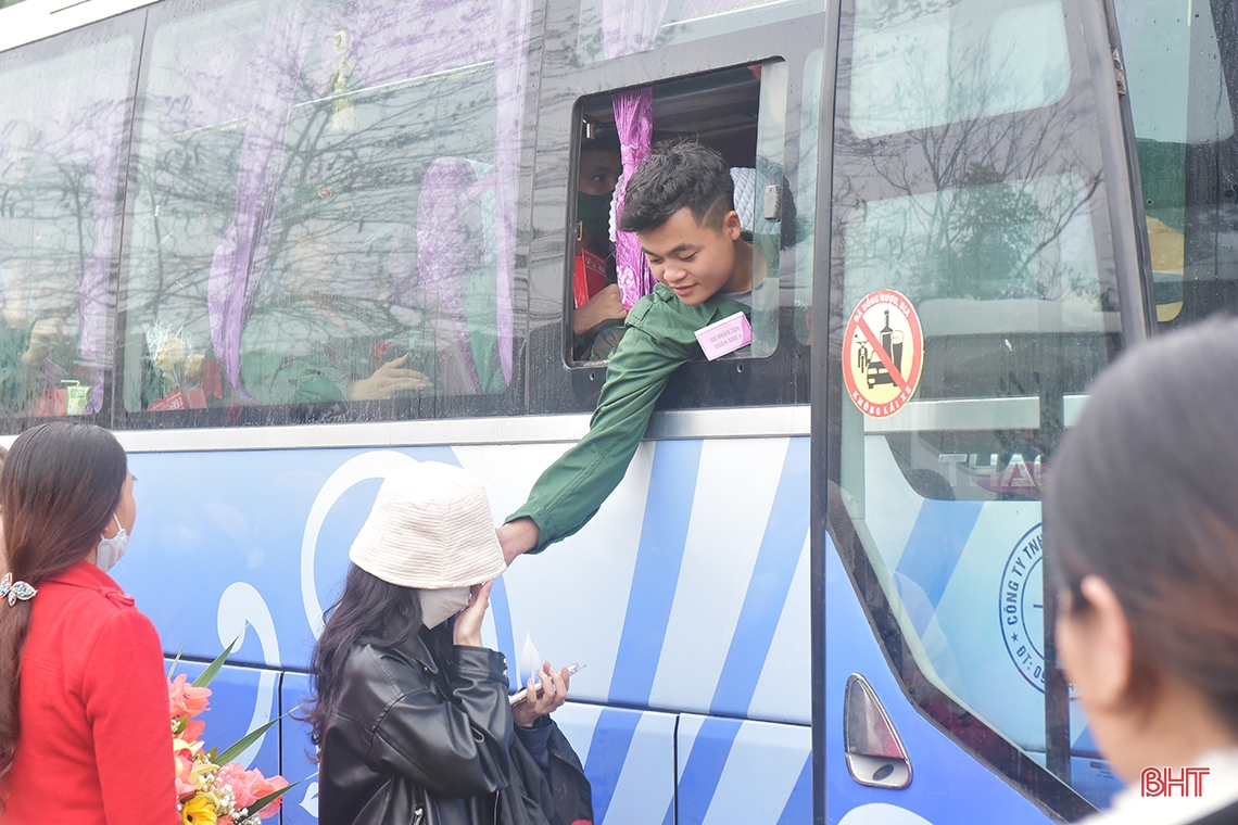 Xúc động và tự hào ngày lên đường nhập ngũ