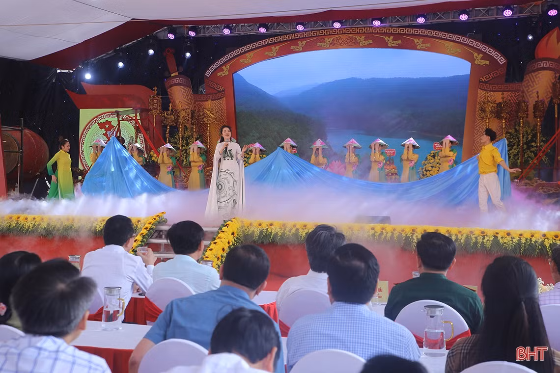 Thành kính Lễ Giỗ Quốc Tổ Hùng Vương ở Hà Tĩnh