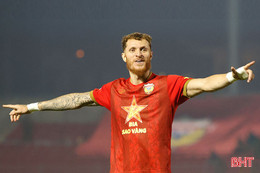 Viktor Lê ở lại Hồng Lĩnh Hà Tĩnh thêm 2 năm