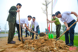 Chủ tịch UBND tỉnh dự lễ phát động Tết trồng cây Xuân Bính Ngọ