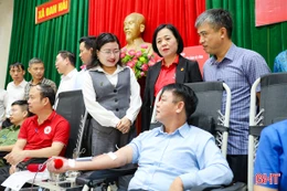 Hơn 600 người tham gia "Hiến máu đầu xuân - nhân lên hạnh phúc"