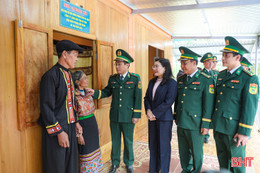 Ấm áp các hoạt động “Xuân Biên phòng ấm lòng dân bản”