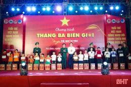 Chương trình Tháng Ba biên giới lan tỏa mạnh mẽ tinh thần “Tôi yêu Tổ quốc tôi”!