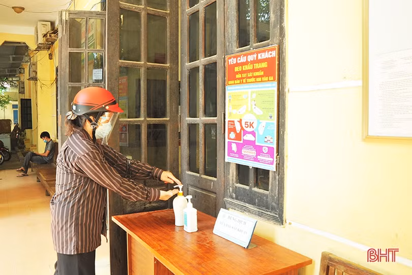 Hà Tĩnh kiểm soát hành khách đi tàu hỏa, phải khai báo y tế đầy đủ