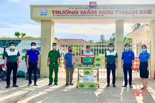 Đoàn Khối CCQ&DN Hà Tĩnh huy động 250 triệu đồng hỗ trợ phòng, chống dịch