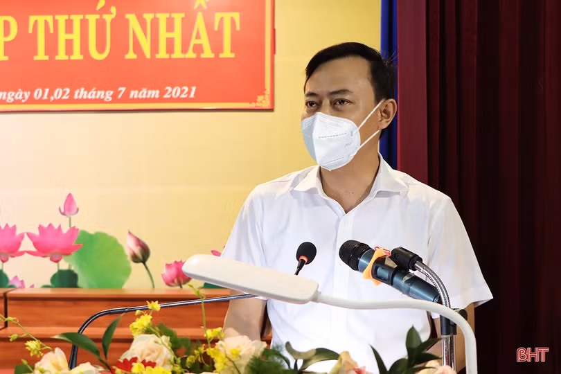 Bí thư Huyện ủy Cẩm Xuyên Phạm Đăng Nhật tái cử chức vụ Chủ tịch HĐND huyện