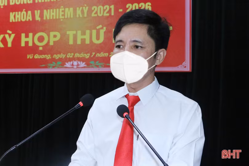 Ông Nguyễn Thiều Quang tái cử chức Chủ tịch HĐND huyện Vũ Quang