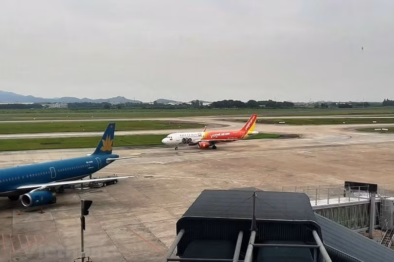 Cục Hàng không: Tạm dừng đường bay Vinh - TP.HCM từ 0 giờ đêm nay
