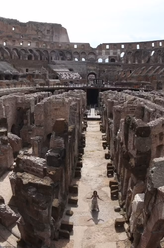 Bước đi trên những đường hầm 2.000 năm tuổi của võ sĩ giác đấu