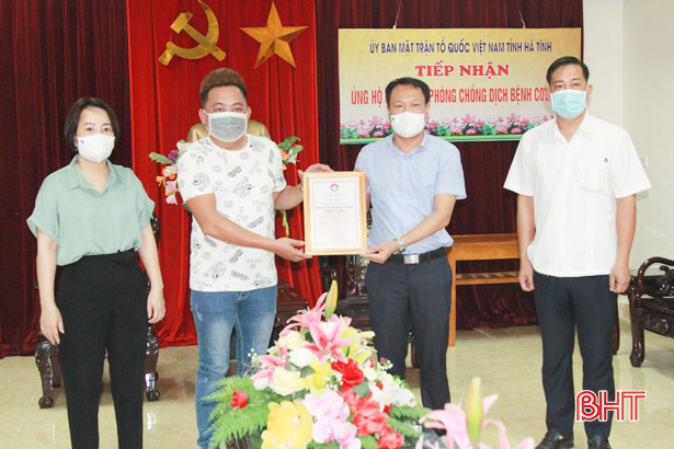 Doanh nghiệp ở Bình Dương hỗ trợ Hà Tĩnh gần 1,4 tỷ đồng phục vụ phòng, chống dịch