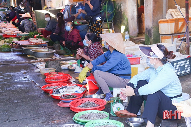 TP Hà Tĩnh rà soát các trường hợp liên quan đến ca nhiễm Covid-19 mới