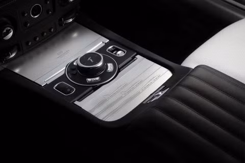 Rolls-Royce ra mắt bộ sưu tập Landspeed cho 2 mẫu xe Wraith và Dawn