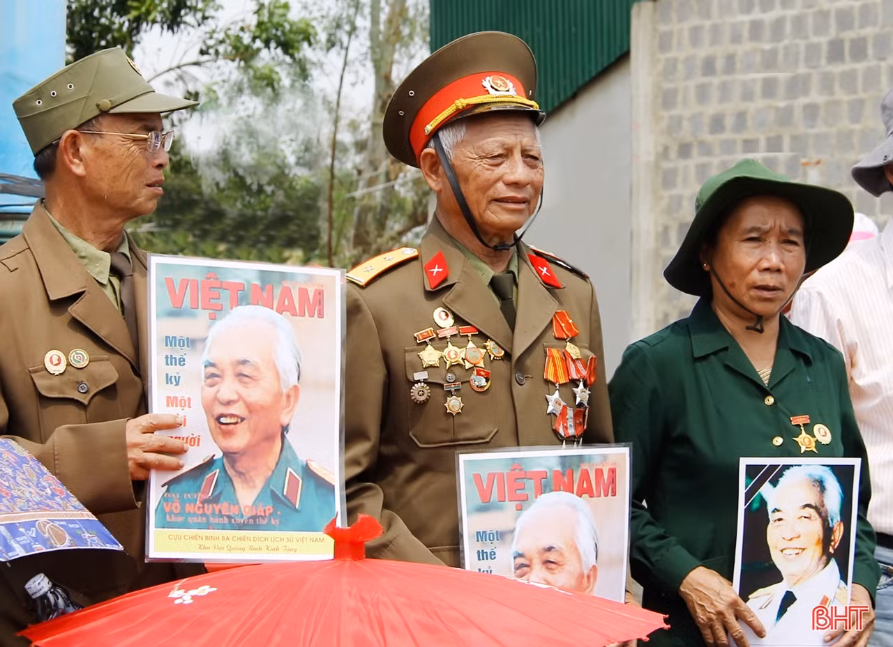 “Ông vịn lòng dân để thanh thản trở về”