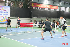 Sôi nổi giải Pickleball kỷ niệm 60 năm Ngày truyền thống ngành Nội chính Đảng 