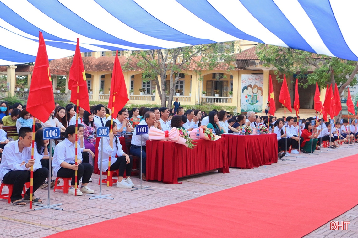 Các trường học ở Hà Tĩnh khai giảng năm học 2023 - 2024