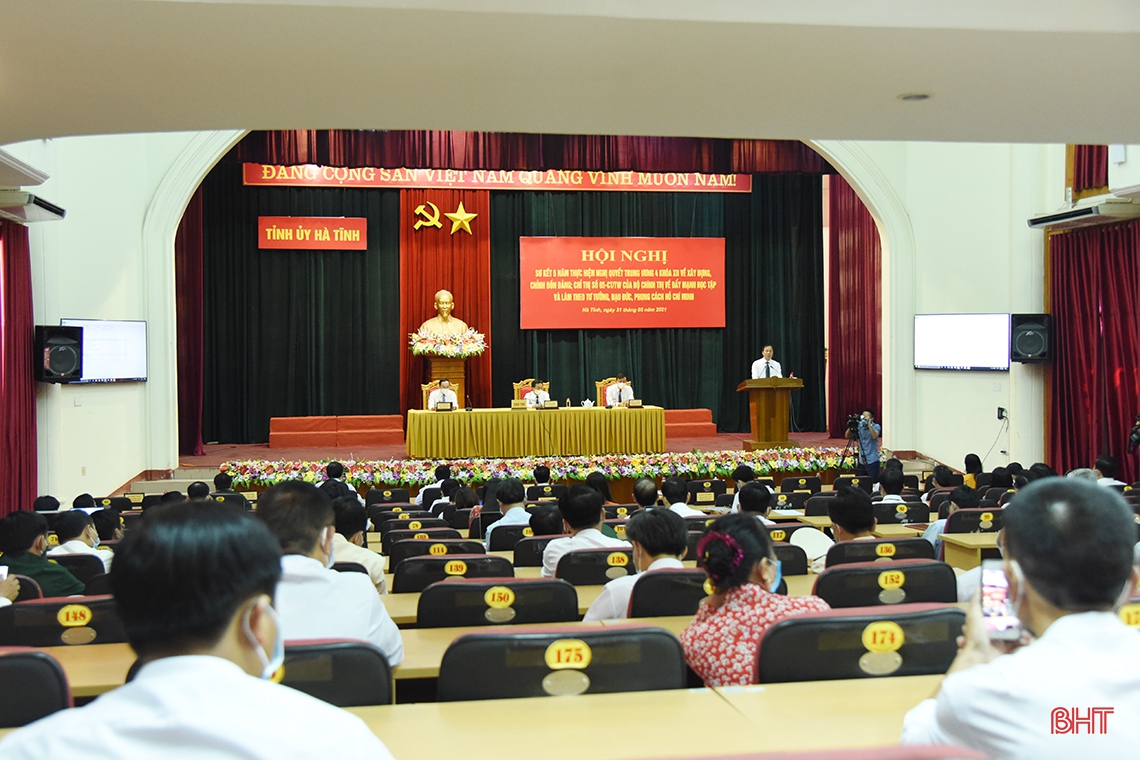 Hà Tĩnh tiếp tục triển khai nghiêm túc, hiệu quả Nghị quyết Trung ương 4 gắn với Chỉ thị 05 của Bộ Chính trị