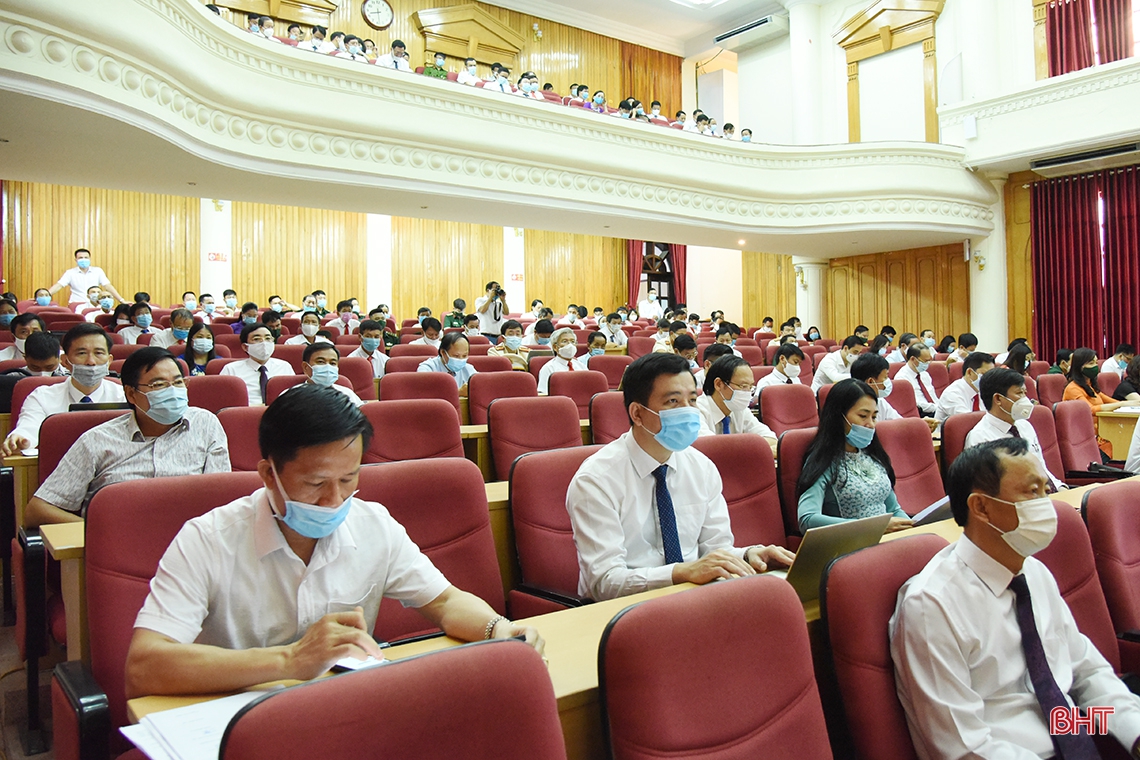 Hà Tĩnh tiếp tục triển khai nghiêm túc, hiệu quả Nghị quyết Trung ương 4 gắn với Chỉ thị 05 của Bộ Chính trị