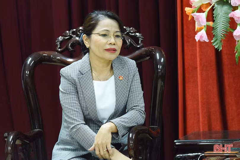 Tỉnh Bình Định hỗ trợ người dân Hà Tĩnh 2 tỷ đồng khắc phục hậu quả lũ lụt