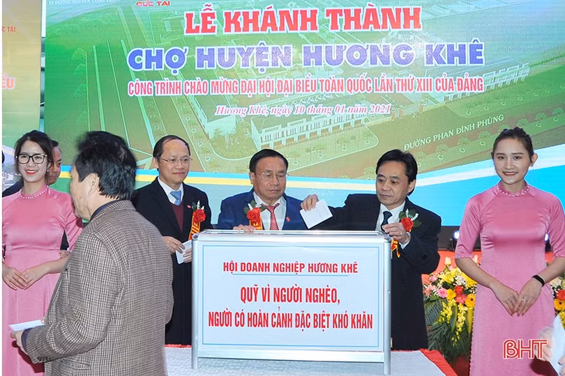 Khánh thành chợ 122 tỷ đồng ở huyện miền núi Hà Tĩnh