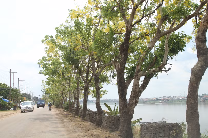 Lào lo ngại người vượt biên trái phép về từ Thái Lan qua sông Mekong