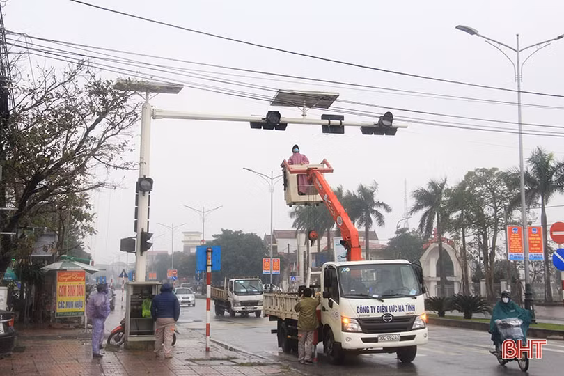 Vượt lên giá rét, người dân Hà Tĩnh nỗ lực duy trì lao động, sản xuất