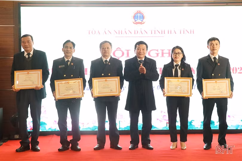 Mỗi bản án phải là những chuẩn mực pháp lý, đạo đức, xã hội