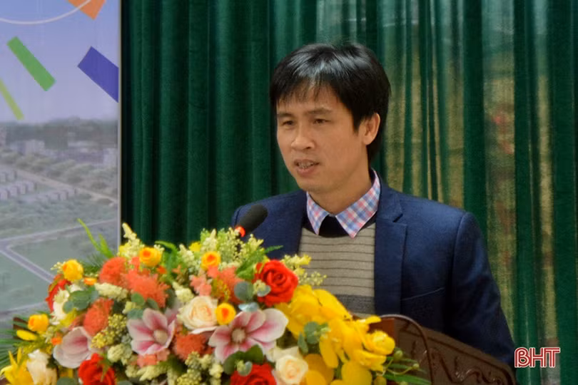 Tiếp tục phản ánh, đấu tranh ngăn chặn quan điểm sai trái, góp phần làm lành mạnh đời sống xã hội