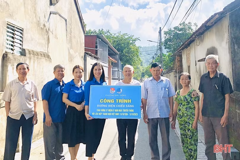 Sôi nổi các hoạt động chào mừng ngày truyền thống Hội LHTN Việt Nam