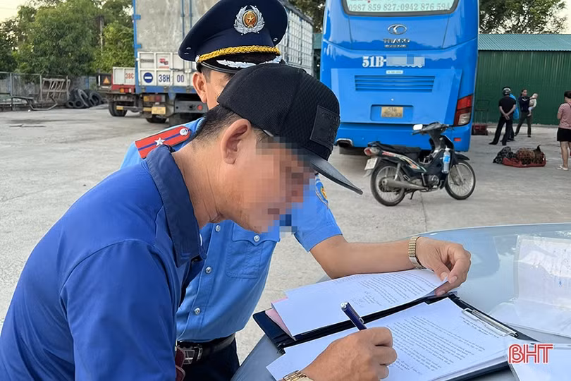 Hà Tĩnh mạnh tay xử lý xe hợp đồng “trá hình” tuyến cố định