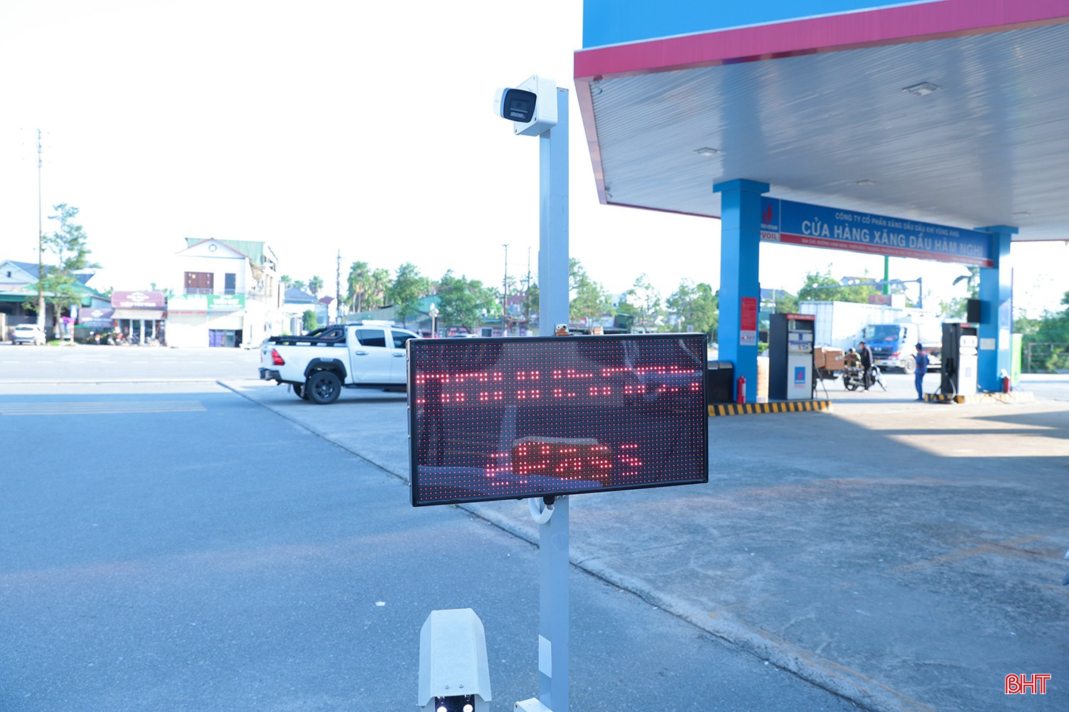 bqbht_br_thu-ve-xe-khong-dung-tien-mat-o-ha-tinh-1a.jpg