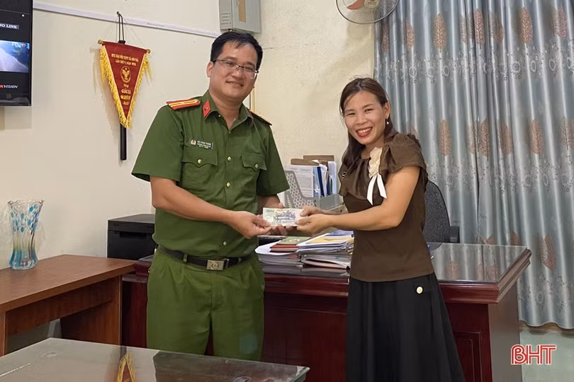 Nhận tiền từ tài khoản chuyển nhầm, người phụ nữ Hà Tĩnh tìm cách trả lại