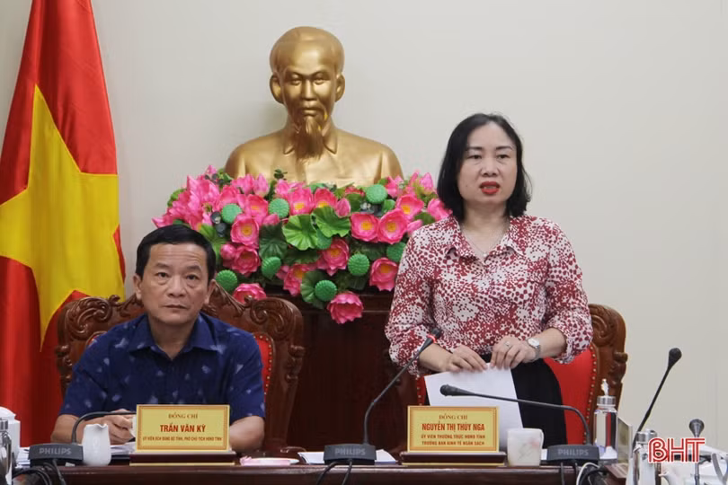 Sớm hoàn thiện dự thảo nghị quyết trình HĐND tỉnh Hà Tĩnh tại Kỳ họp thứ 9